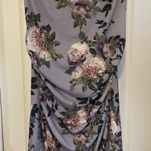 Purple/violet cocktail wedding or work dress le chateau small - Picture 8 of 8